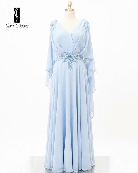 VESTIDO COM BORDADO NOS OMBROS